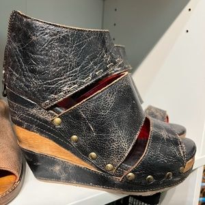 Like new worn a few times they are slightly big for me they fit a true 7